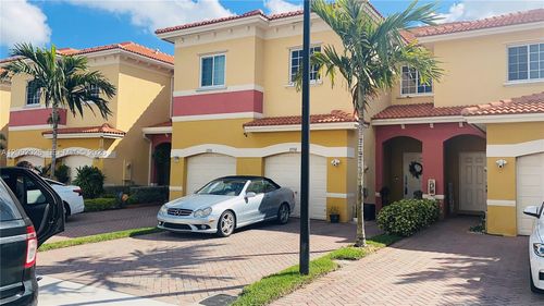 3556-3556 Nw 29th Ct, Lauderdale Lakes, FL, 33311-8374 | Card Image