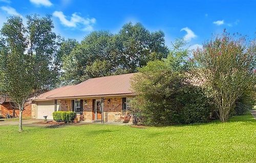 1402 Meadow Brook St, DeRidder, LA, 70634-2280 | Card Image