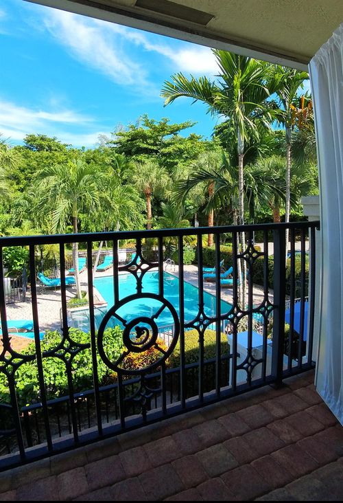 apt-4-1000 Palm Trl, Delray Beach, FL, 33483-5843 | Card Image