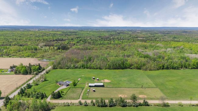 1846 Atkinson Rd, Home with 4 bedrooms, 3 bathrooms and 6 parking in Phelpston ON | Image 44