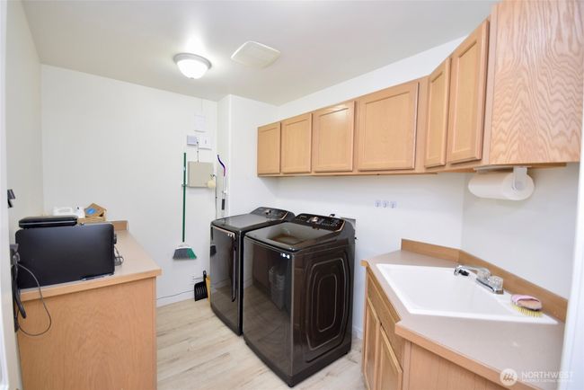 71 John Carl Rd, House other with 3 bedrooms, 3 bathrooms and 4 parking in Sequim WA | Image 17