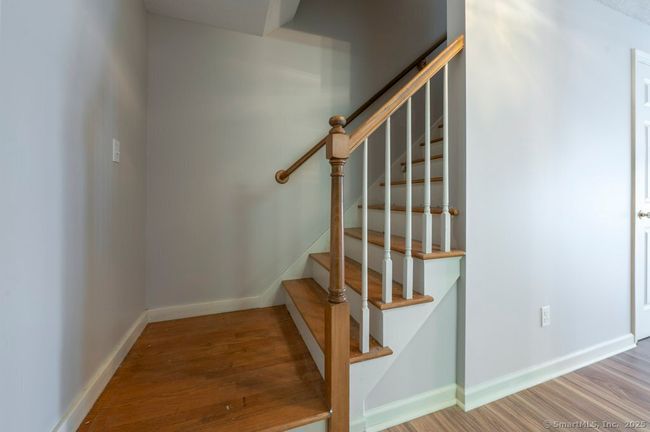 44 - 44 Dunham St, Condo with 2 bedrooms, 3 bathrooms and null parking in Wethersfield CT | Image 17