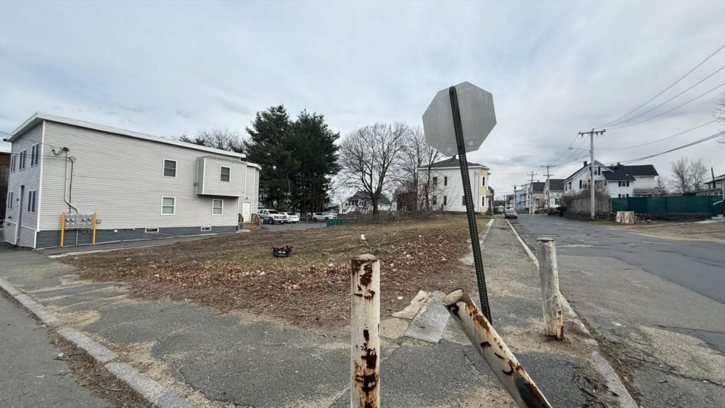 Land in Fitchburg 4