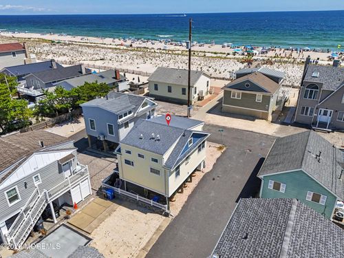 3181 Ocean Rd, Lavallette, NJ, 08735-1826 | Card Image