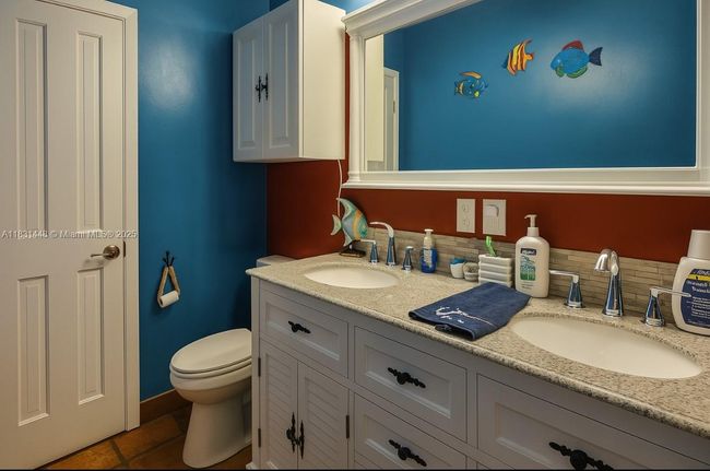 715 Caribbean Dr E, House other with 3 bedrooms, 2 bathrooms and null parking in Summerland Key FL | Image 11