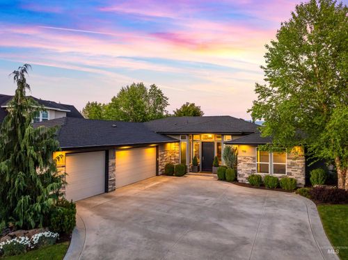 786 S Lone Hollow Way, Eagle, ID, 83616-4113 | Card Image