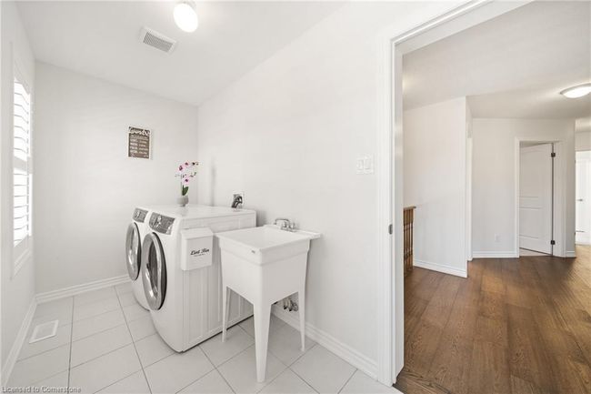4 Samuel Cres, House other with 4 bedrooms, 4 bathrooms and 4 parking in Springwater ON | Image 33