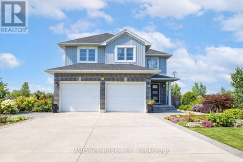 335 Talbot St, Courtland, ON, N0J1E0 | Card Image