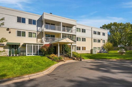 238-132 Demont Ave E, Little Canada, MN, 55117-1555 | Card Image
