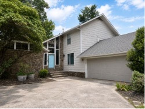 2437 N Robin Rd, Fayetteville, AR, 72703-4257 | Card Image