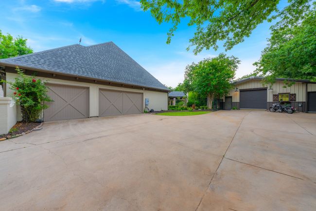 1321 Bridle Bit Rd, House other with 4 bedrooms, 5 bathrooms and null parking in Flower Mound TX | Image 30