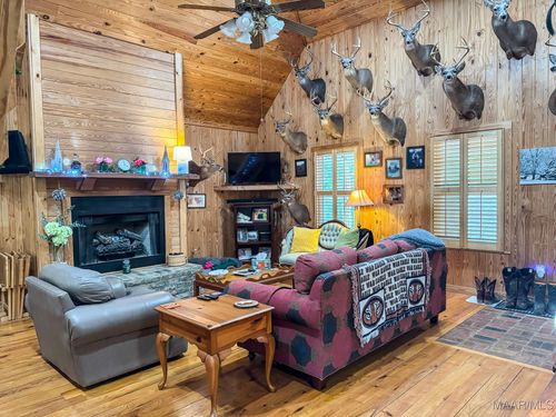 100 Walnut St, Catherine, AL, 36728-3311 | Card Image