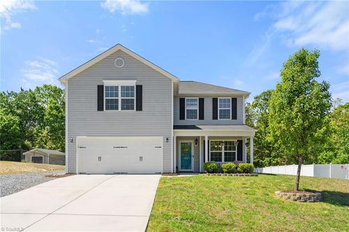 2629 Buckhorn Dr, Randleman, NC, 27317-8331 | Card Image