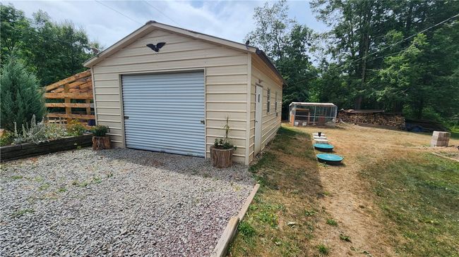 891 Shaffers Run Rd, House other with 3 bedrooms, 2 bathrooms and 6 parking in Fairhope PA | Image 36