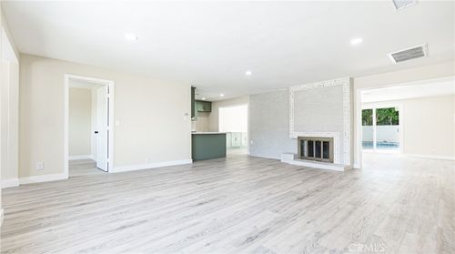 52091 Avenida Bermudas, La Quinta, CA, 92253-3282 | Card Image