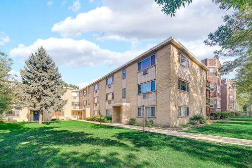 apt-3b-7019 N Ridge Blvd, CHICAGO, IL, 60645-3578 | Card Image