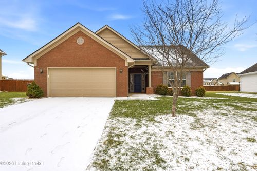 524 Golden Wing Rd, Mt Washington, KY, 40047-7851 | Card Image