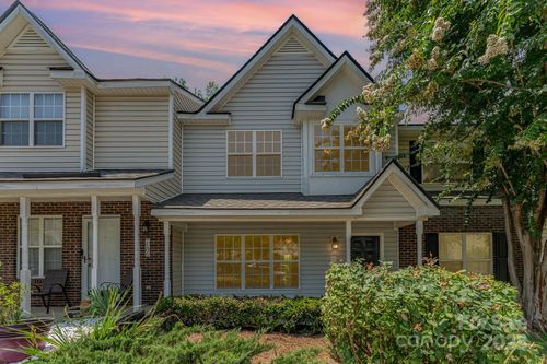 7504 Petrea Ln, Charlotte, NC, 28227-1080 | Card Image