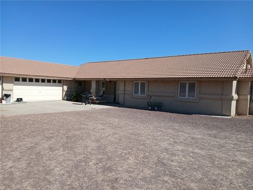 43326 Coventry St, Newberry Springs, CA, 92365-9205 | Card Image