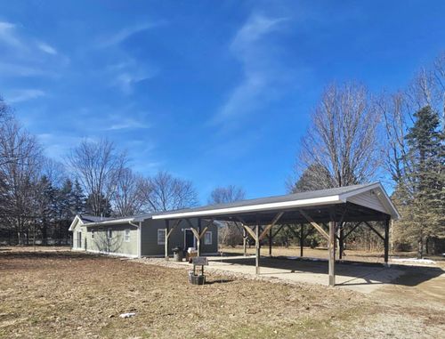 3060 Snyder Rd, Benton Harbor, MI, 49022-9640 | Card Image