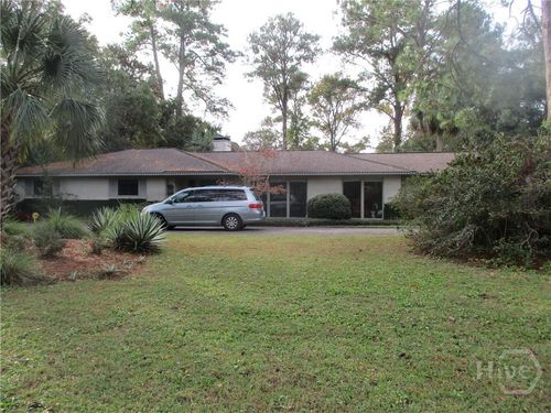 207 Devonshire Rd, savannah, GA, 31410-4207 | Card Image