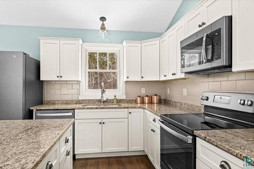 521 School Ave, Carlton, MN, 55718 | Card Image