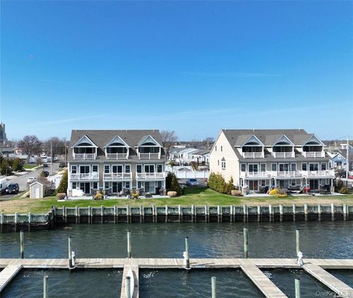 13-100 Empire Blvd, Island Park, NY, 11558-1245 | Card Image
