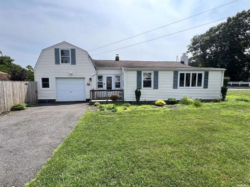 183 Lyman Road, East Patchogue, NY, 11772 | Card Image