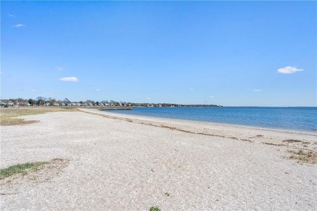 844 Bullocks Point Ave, Condo with 2 bedrooms, 3 bathrooms and 1 parking in Riverside RI | Image 32