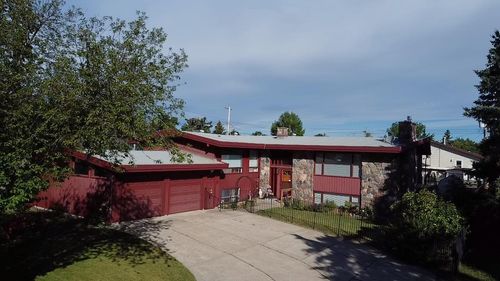 220 3 Street S, Vulcan, AB, T0L2B0 | Card Image