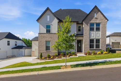 202 Phillips Bnd, Spring Hill, TN, 37174-5011 | Card Image