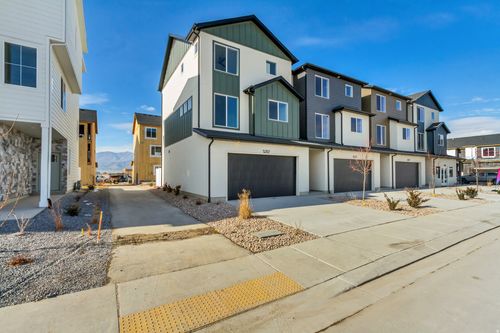 210-5267 N Evergreen Way, Eagle Mountain, UT, 84005 | Card Image
