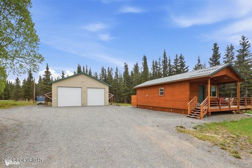 17540 Crab Man Rd, Ninilchik, AK, 99639 | Card Image