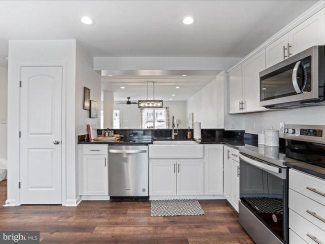 332 W 11 Th St, Townhouse with 3 bedrooms, 4 bathrooms and null parking in FRONT ROYAL VA | Image 5