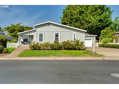 5301 Glenn Ellen Dr, Eugene, OR, 97402-6458 | Card Image