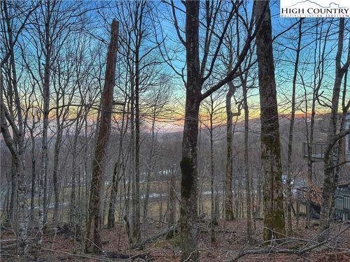 38 Slopes Road, Beech Mountain, NC, 28604 | Card Image