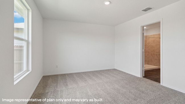 405 Wild Goose Drive, House other with 3 bedrooms, 2 bathrooms and null parking in Luling TX | Image 21