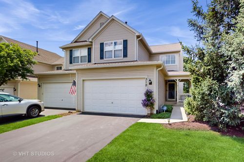 319 Fairmont Ct, St. Charles, IL, 60175-1070 | Card Image