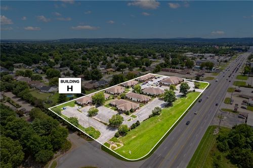 ste-h104-3291 S Thompson St, Springdale, AR, 72764-7065 | Card Image