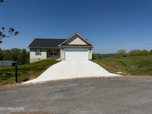 111 Smoky View Ln, Madisonville, TN, 37354-5983 | Card Image