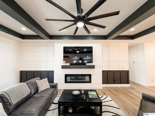 7900 Ponce Dr, Lincoln, NE, 68516-4412 | Card Image