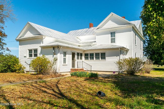 3775 Grifton Hugo Rd, House other with 5 bedrooms, 2 bathrooms and 2 parking in Grifton NC | Image 4