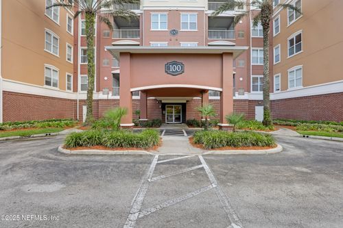 126-4480 Deerwood Lake Pkwy, JACKSONVILLE, FL, 32216-2247 | Card Image