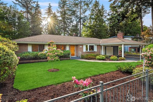 14655 22nd Ave Sw, Burien, WA, 98166-1609 | Card Image