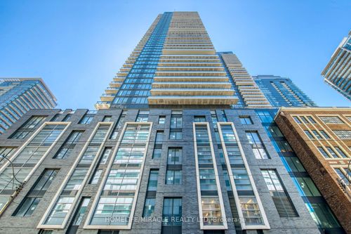3210-125 Blue Jays Way, Toronto, ON, M5V0N5 | Card Image