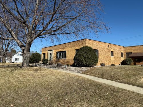 903 3rd Street Ne, Roseau, MN, 56751 | Card Image