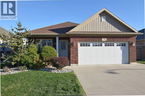 {{alt}} | Card Image