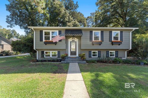 698 Cedar Ave, Fairhope, AL, 36532-2809 | Card Image