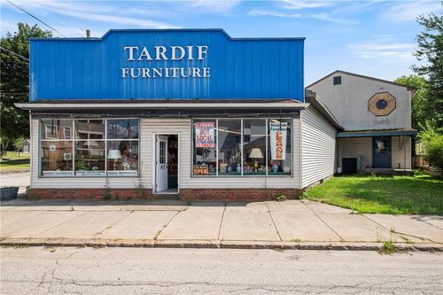 617 Elm St, Woonsocket, RI, 02895-3509 | Card Image