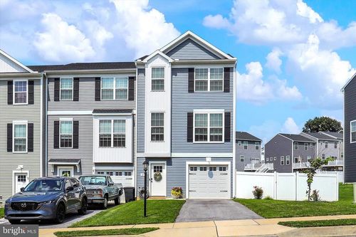 37 Copp Ln, HANOVER, PA, 17331 | Card Image